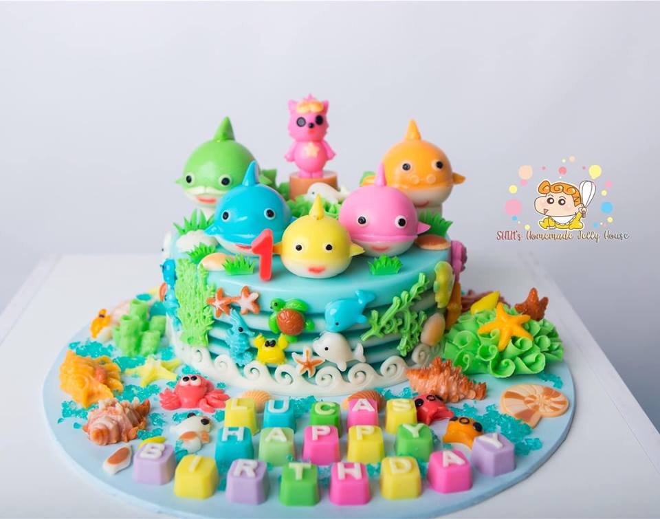 Baby Shark Jelly Cake